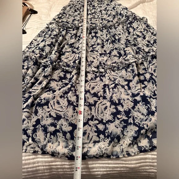 Aqua Tiered Cut-Out Floral Dress - NWT - Size L - Picture 12 of 13